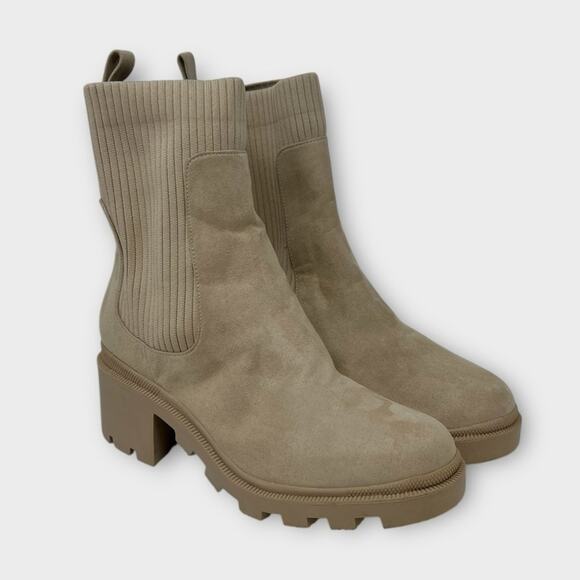 BP Tianna Lug Sole Chelsea Boot Cream Size 10 - Picture 1 of 8
